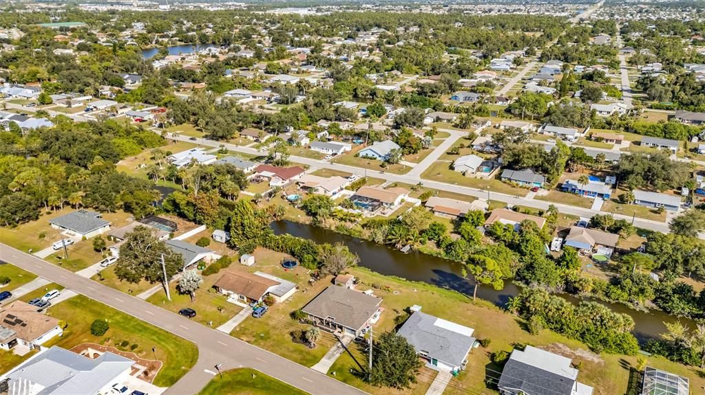 待售: $238,000 (2 贝兹, 2 浴室, 1319 平方英尺)