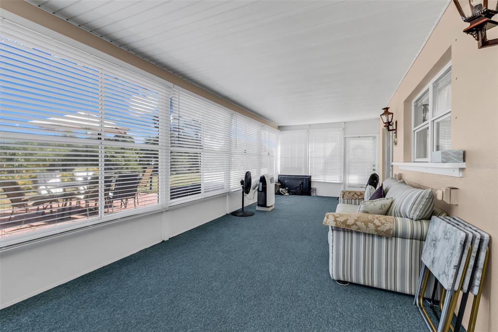 待售: $238,000 (2 贝兹, 2 浴室, 1319 平方英尺)