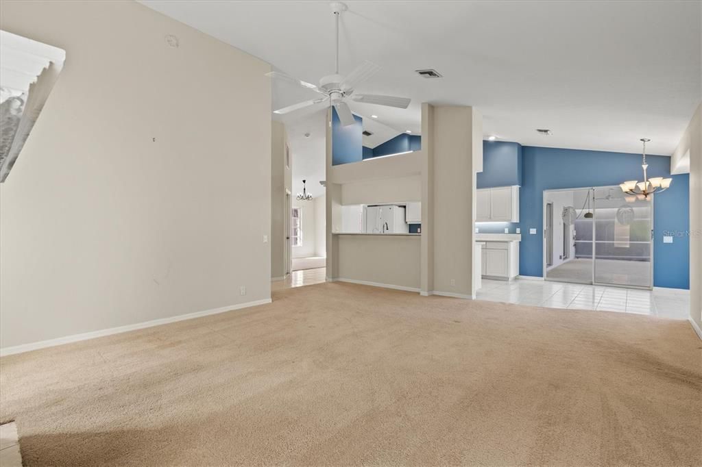 En Venta: $499,000 (3 camas, 2 baños, 2294 Pies cuadrados)