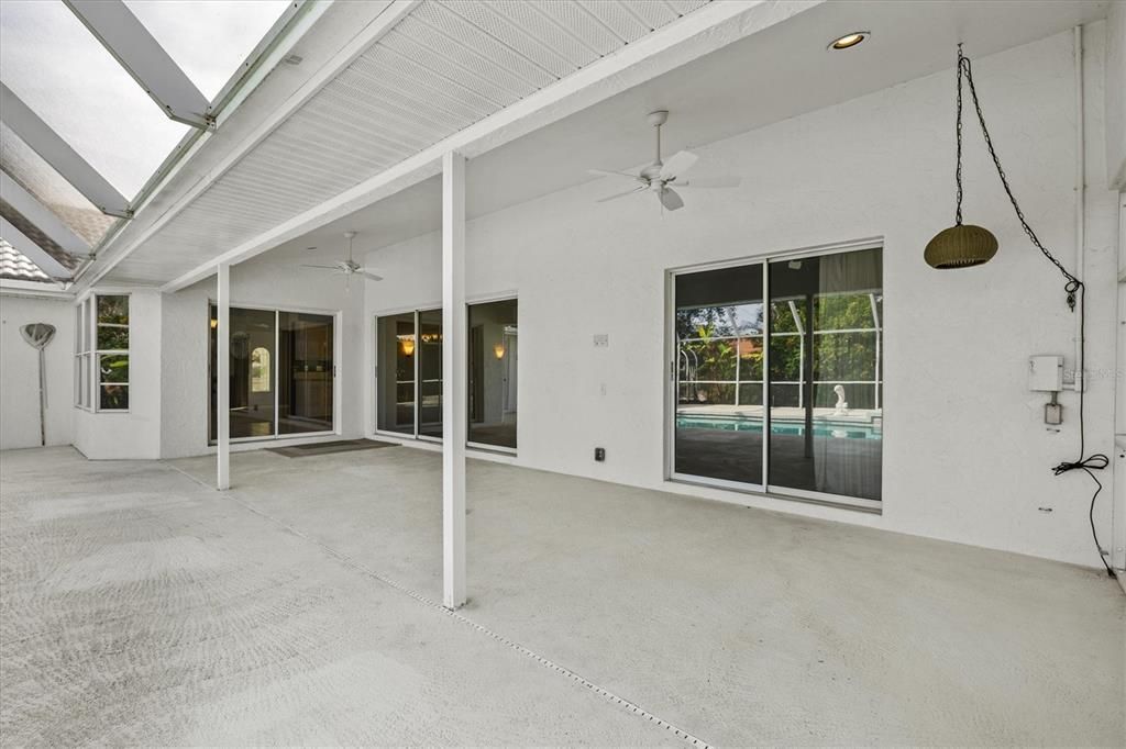 En Venta: $499,000 (3 camas, 2 baños, 2294 Pies cuadrados)