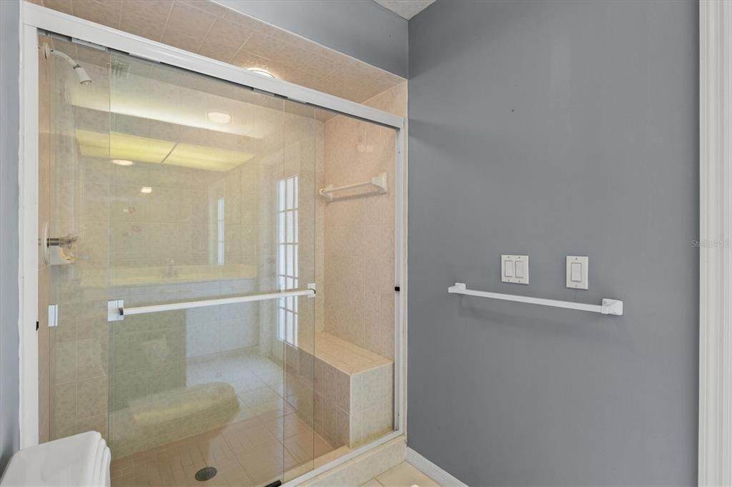 En Venta: $499,000 (3 camas, 2 baños, 2294 Pies cuadrados)