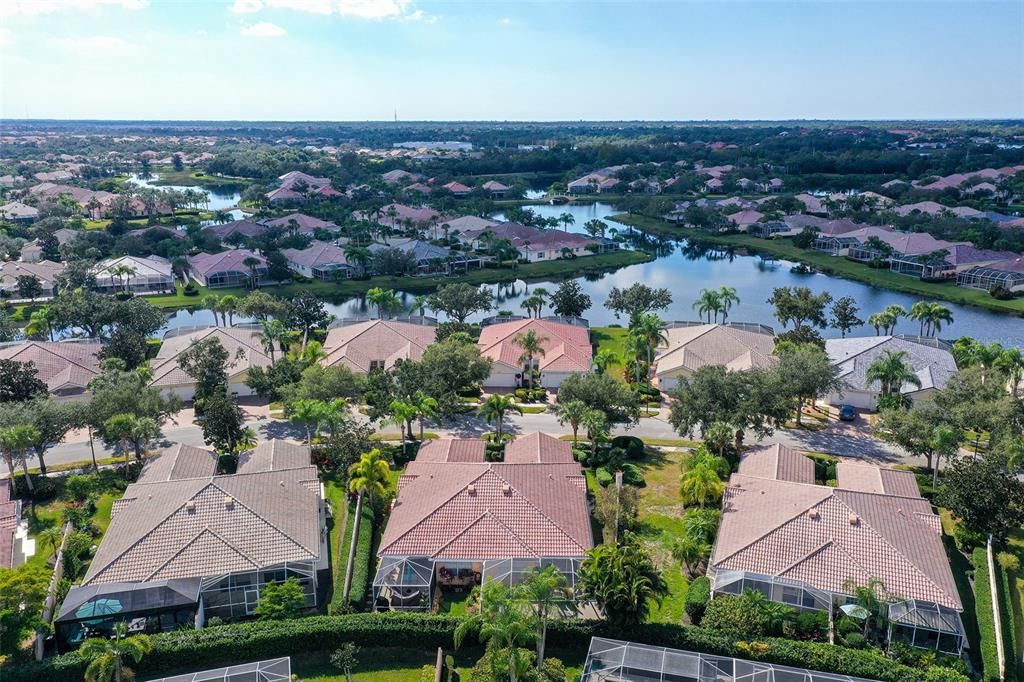 For Sale: $439,000 (2 beds, 2 baths, 1693 Square Feet)