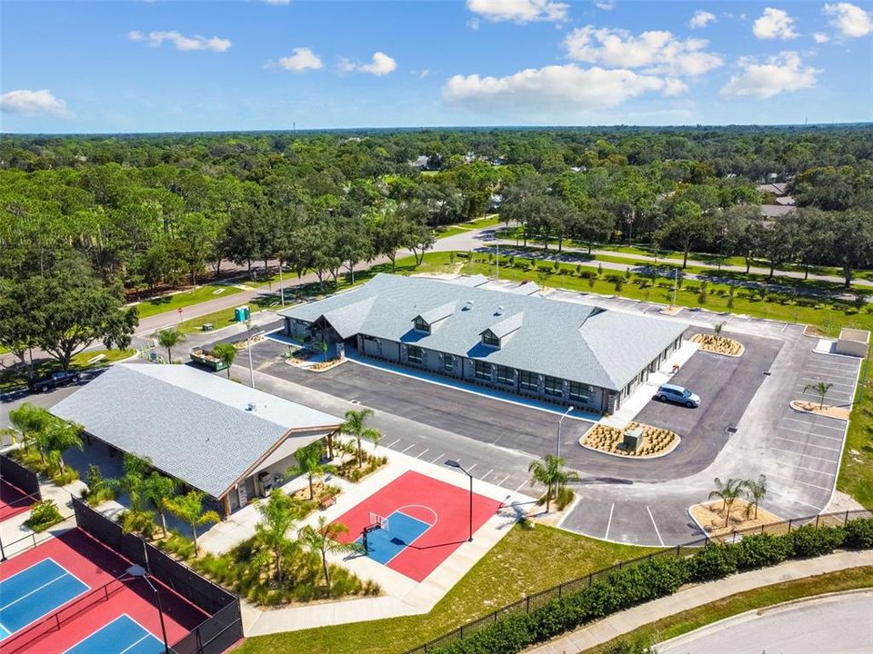 待售: $585,000 (3 贝兹, 2 浴室, 2407 平方英尺)