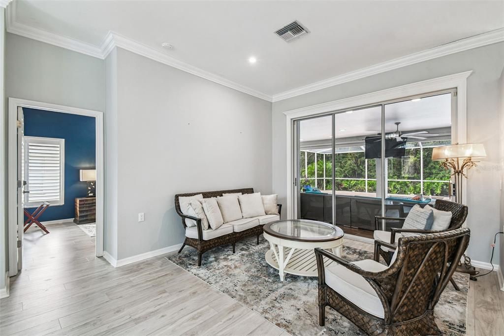 待售: $585,000 (3 贝兹, 2 浴室, 2407 平方英尺)