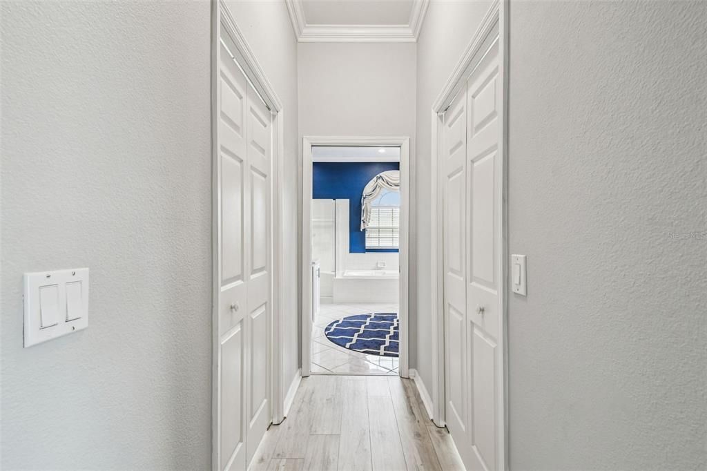 待售: $585,000 (3 贝兹, 2 浴室, 2407 平方英尺)