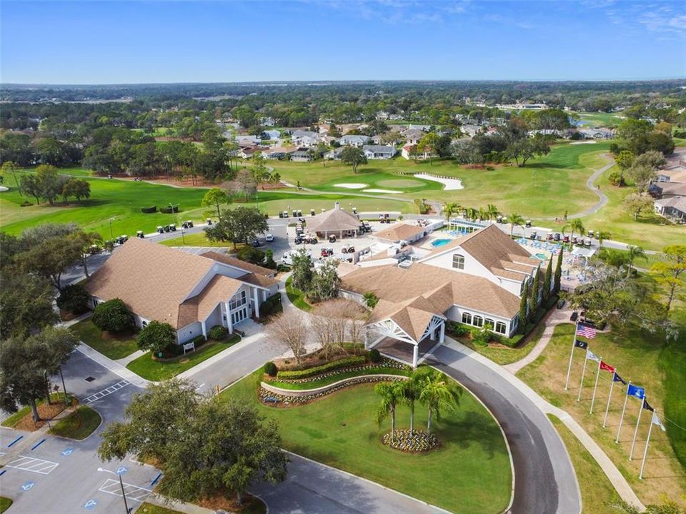 待售: $585,000 (3 贝兹, 2 浴室, 2407 平方英尺)