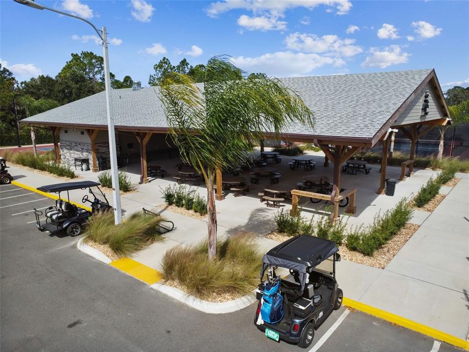 待售: $585,000 (3 贝兹, 2 浴室, 2407 平方英尺)