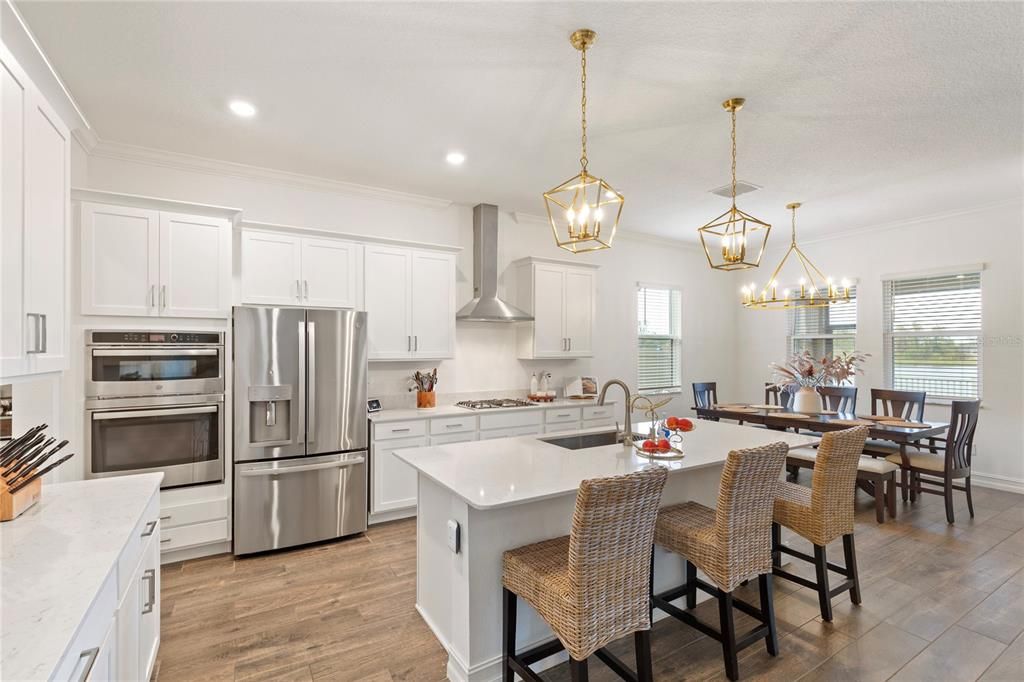 待售: $618,000 (4 贝兹, 3 浴室, 2640 平方英尺)