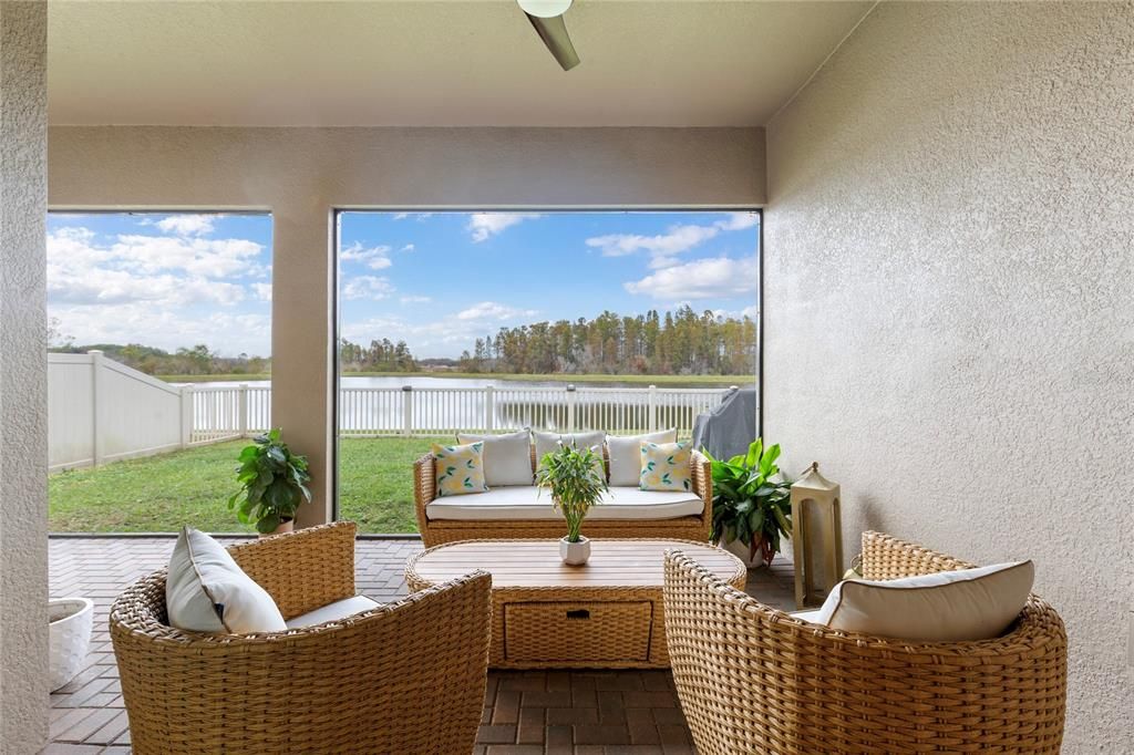 待售: $618,000 (4 贝兹, 3 浴室, 2640 平方英尺)