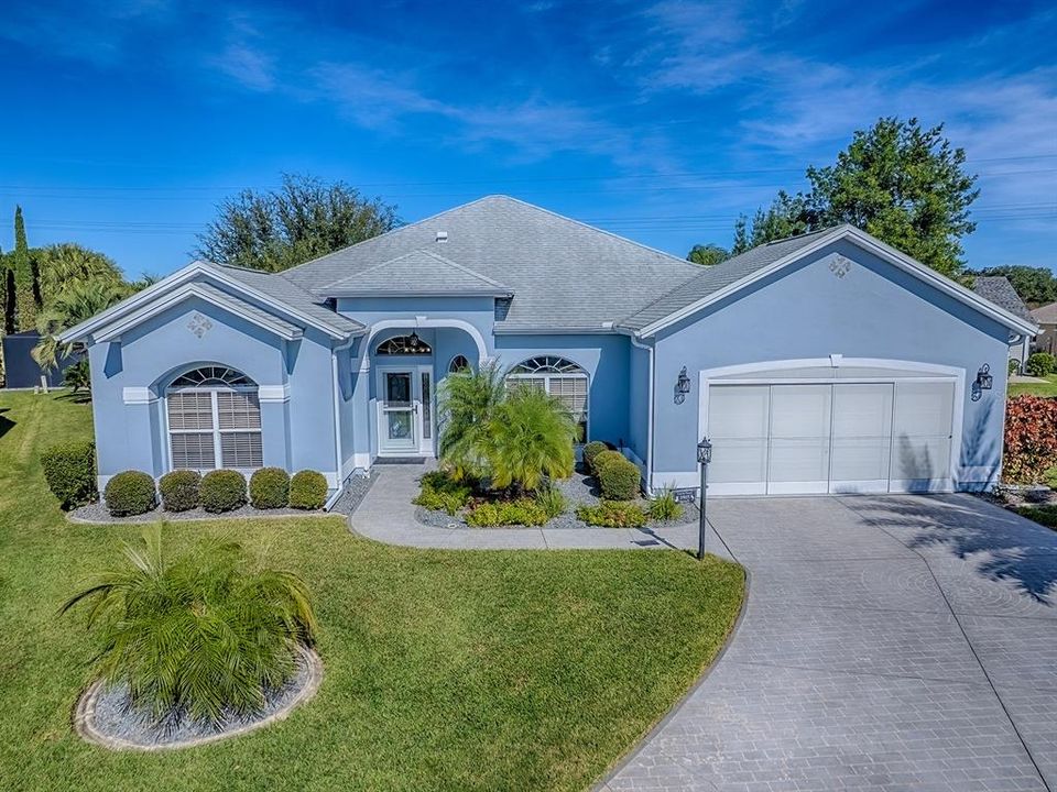 合同活跃: $495,000 (3 贝兹, 2 浴室, 2310 平方英尺)