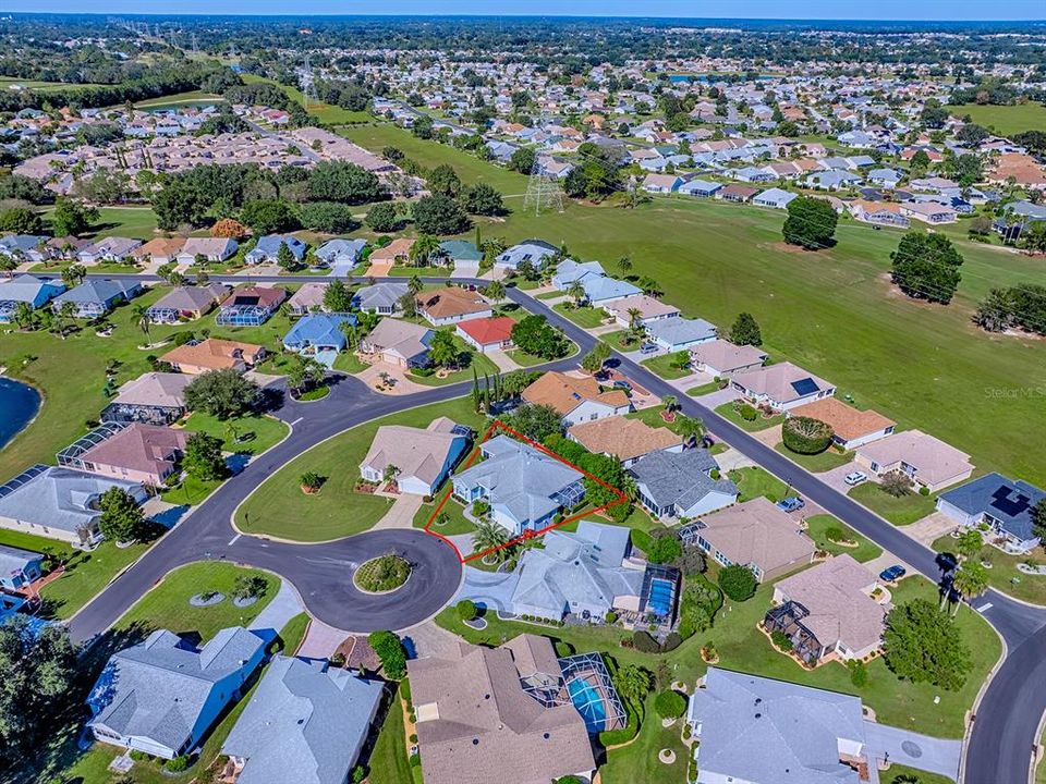 合同活跃: $495,000 (3 贝兹, 2 浴室, 2310 平方英尺)