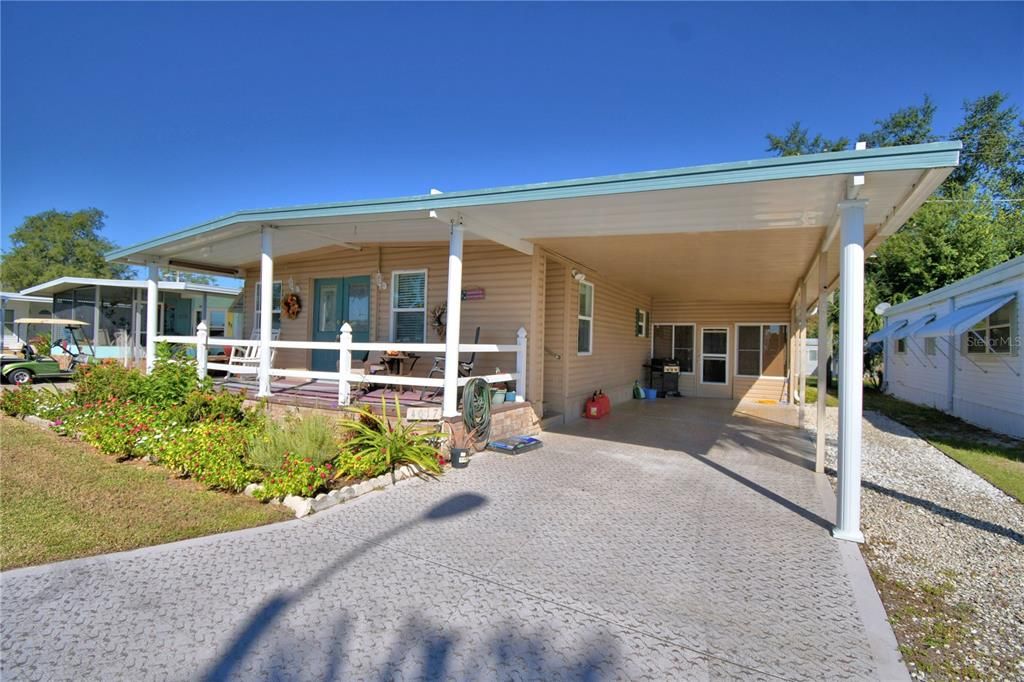 На продажу: $135,000 (2 спален, 2 ванн, 1056 Квадратных фут)