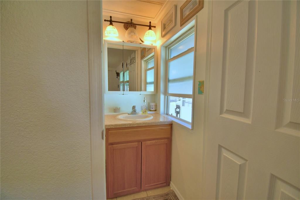 На продажу: $135,000 (2 спален, 2 ванн, 1056 Квадратных фут)