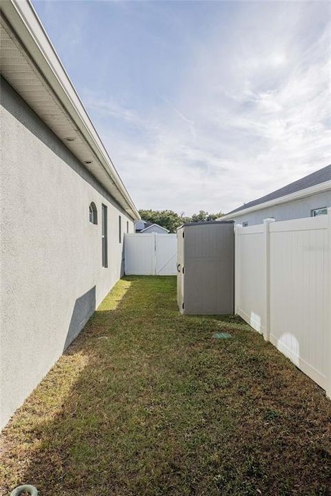 Active With Contract: $389,000 (4 beds, 2 baths, 2021 Square Feet)