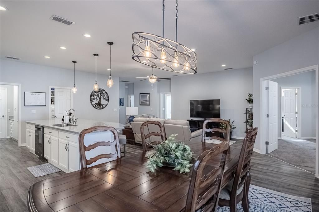 Active With Contract: $389,000 (4 beds, 2 baths, 2021 Square Feet)