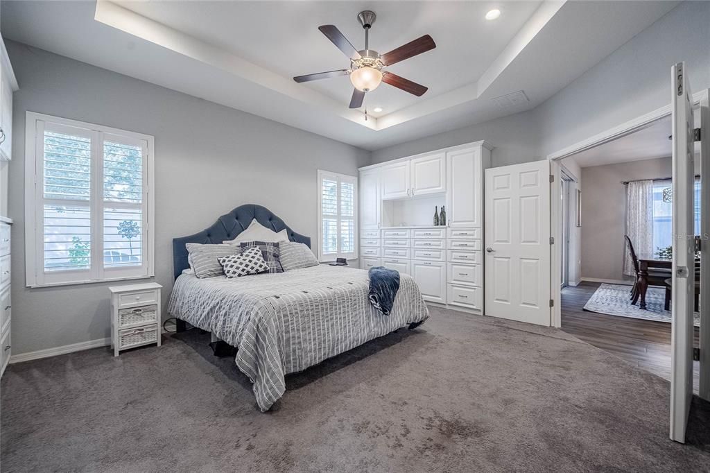 Active With Contract: $389,000 (4 beds, 2 baths, 2021 Square Feet)