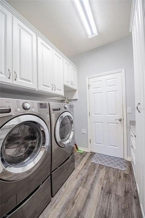 Active With Contract: $389,000 (4 beds, 2 baths, 2021 Square Feet)