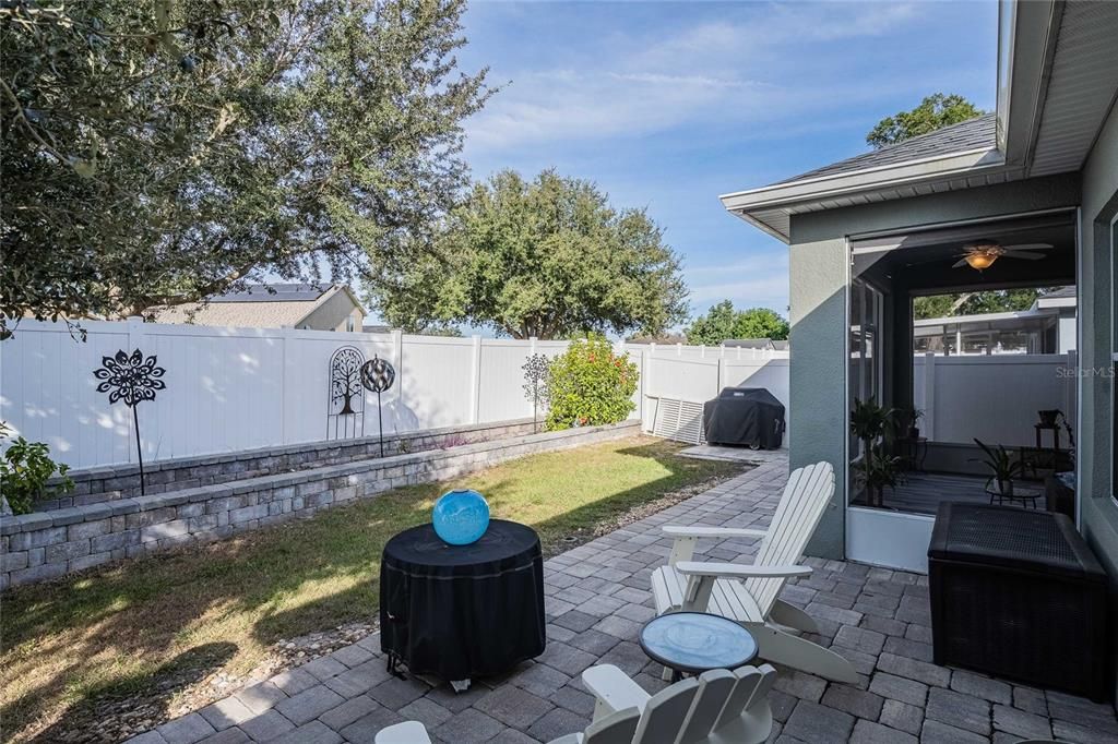 Active With Contract: $389,000 (4 beds, 2 baths, 2021 Square Feet)