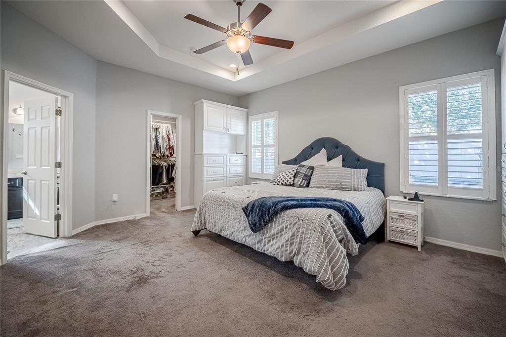 Active With Contract: $389,000 (4 beds, 2 baths, 2021 Square Feet)
