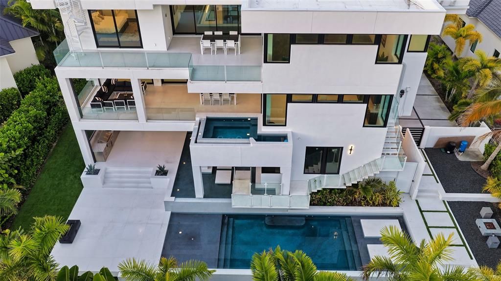 For Sale: $12,900,000 (5 beds, 5 baths, 7110 Square Feet)