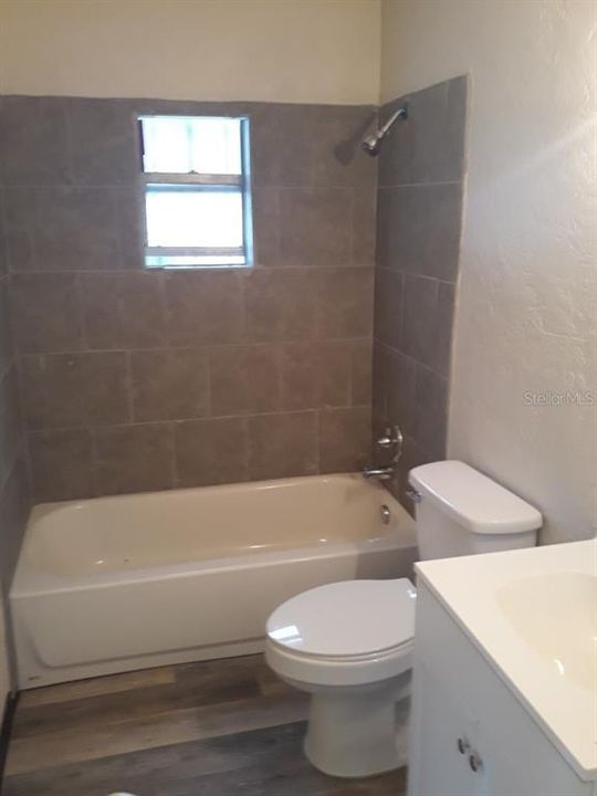 В аренду: $900 (1 спален, 1 ванн, 600 Квадратных фут)