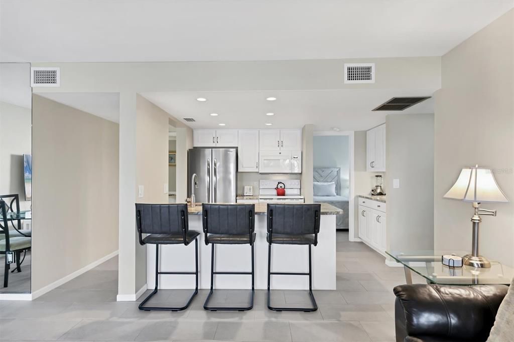 Activo con contrato: $575,000 (2 camas, 1 baños, 860 Pies cuadrados)