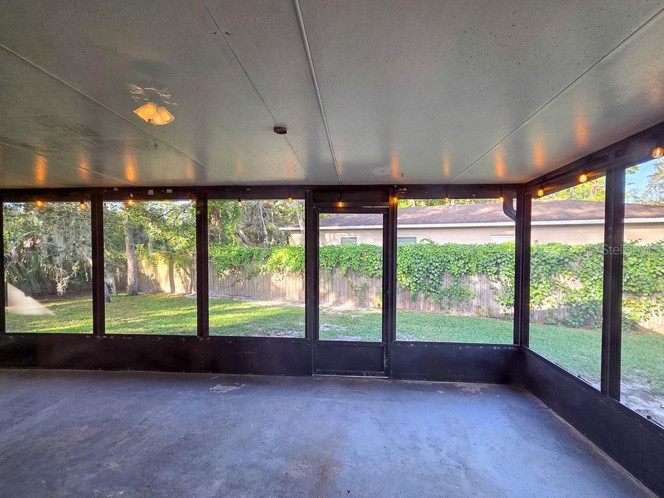 待售: $310,000 (3 贝兹, 2 浴室, 1274 平方英尺)