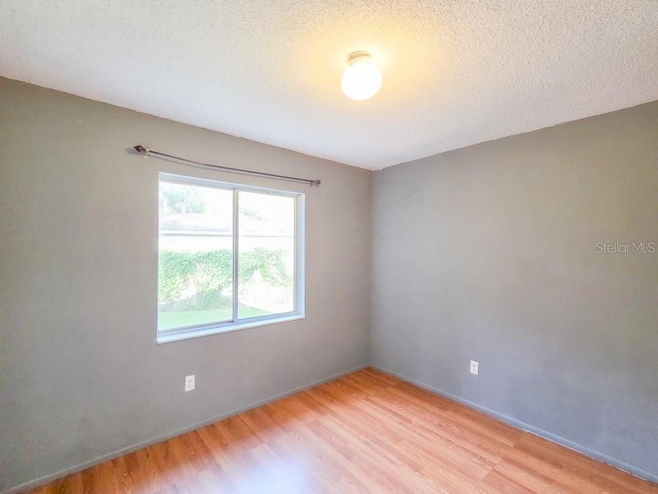 待售: $310,000 (3 贝兹, 2 浴室, 1274 平方英尺)