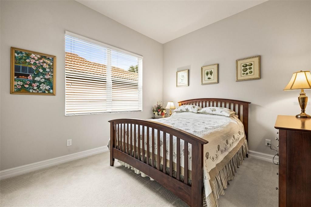 For Sale: $475,000 (4 beds, 3 baths, 2409 Square Feet)