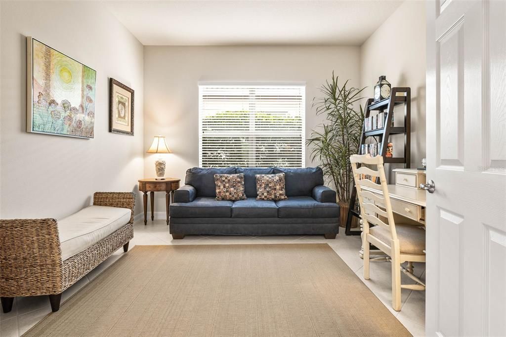 For Sale: $475,000 (4 beds, 3 baths, 2409 Square Feet)