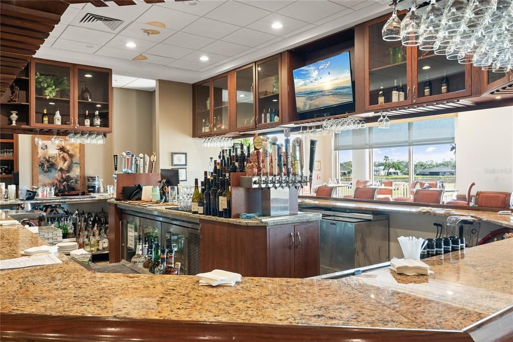 For Sale: $269,900 (2 beds, 2 baths, 1368 Square Feet)