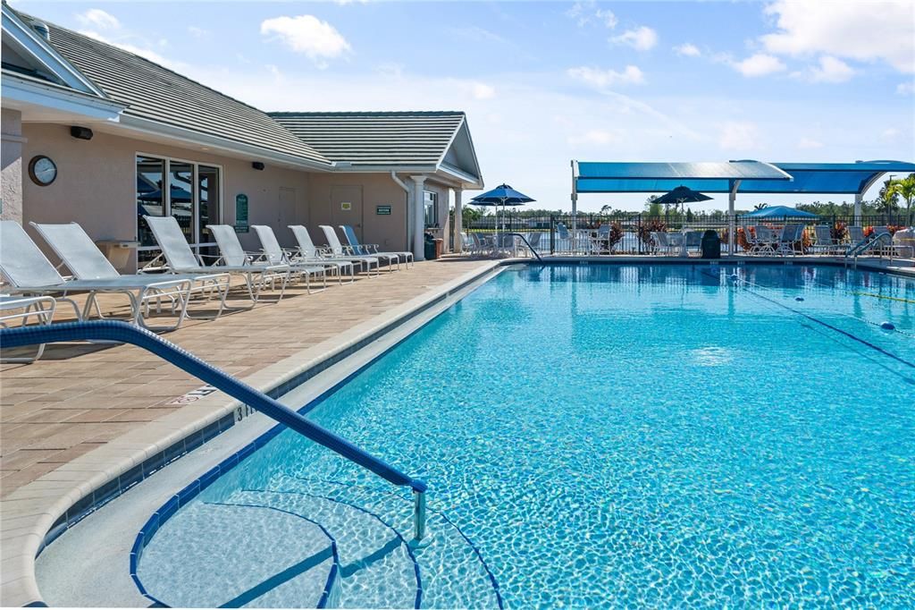 For Sale: $269,900 (2 beds, 2 baths, 1368 Square Feet)