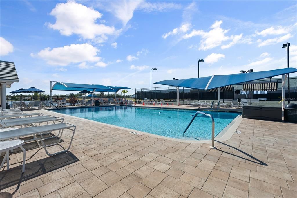 For Sale: $269,900 (2 beds, 2 baths, 1368 Square Feet)