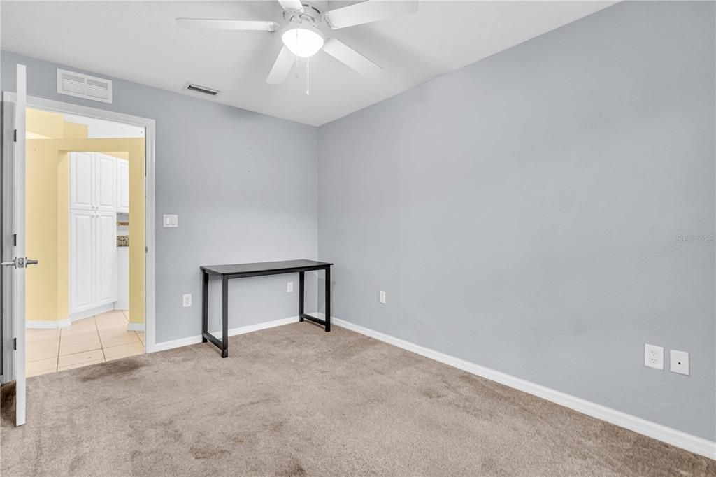 For Sale: $269,900 (2 beds, 2 baths, 1368 Square Feet)