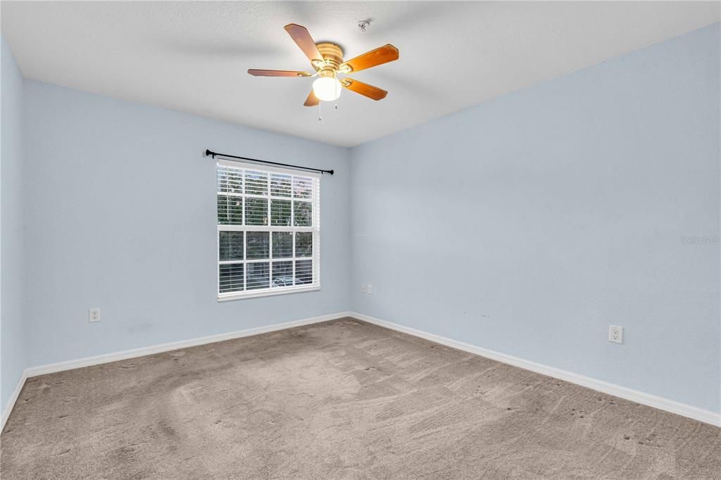 For Sale: $269,900 (2 beds, 2 baths, 1368 Square Feet)