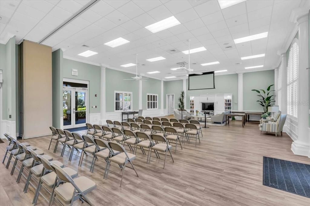 Под контрактом: $359,900 (2 спален, 2 ванн, 1554 Квадратных фут)