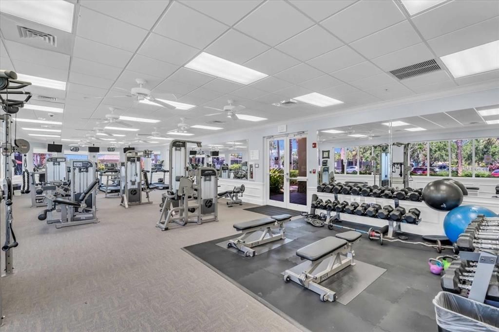 Под контрактом: $359,900 (2 спален, 2 ванн, 1554 Квадратных фут)