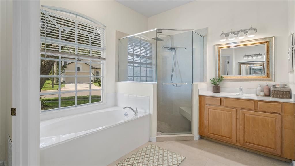 For Sale: $599,000 (4 beds, 3 baths, 2868 Square Feet)