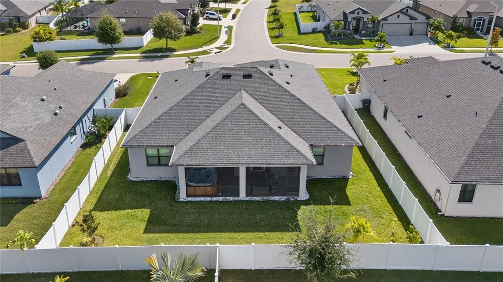 Active With Contract: $415,000 (4 beds, 2 baths, 2627 Square Feet)