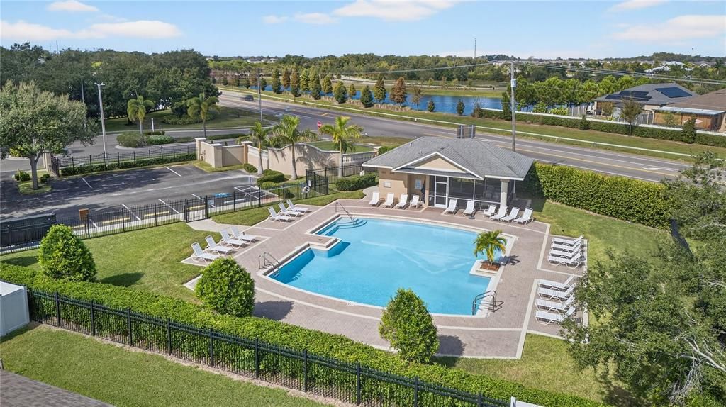 Active With Contract: $415,000 (4 beds, 2 baths, 2627 Square Feet)