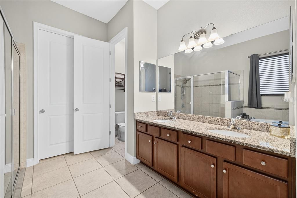 Active With Contract: $415,000 (4 beds, 2 baths, 2627 Square Feet)