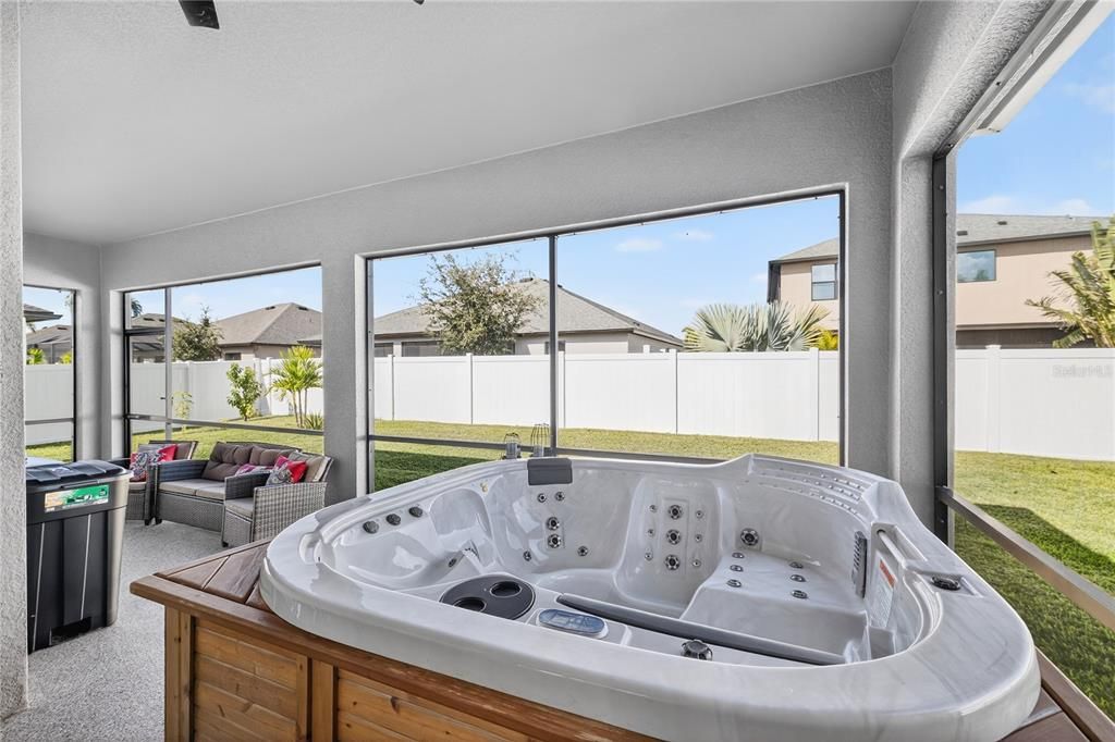 Active With Contract: $415,000 (4 beds, 2 baths, 2627 Square Feet)