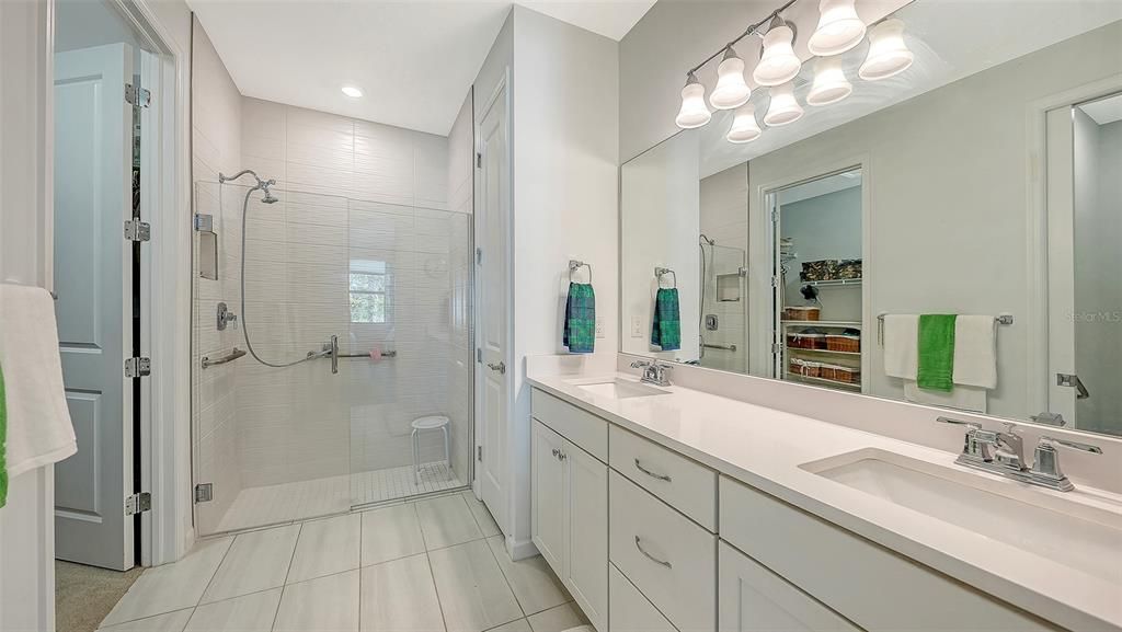 For Sale: $525,000 (2 beds, 2 baths, 1548 Square Feet)