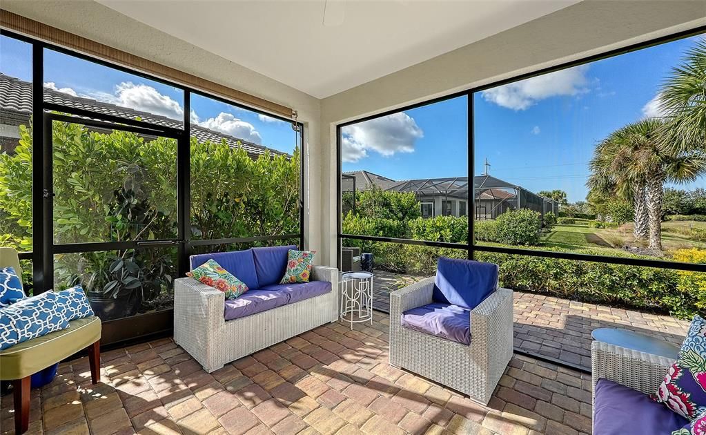 For Sale: $525,000 (2 beds, 2 baths, 1548 Square Feet)