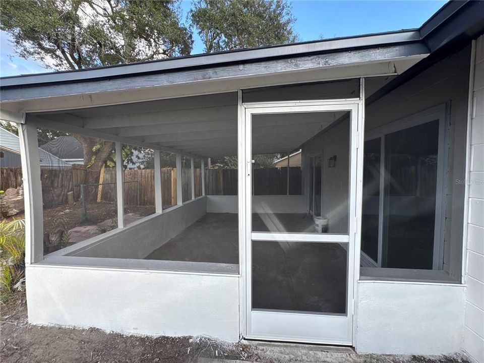 En Venta: $395,000 (4 camas, 2 baños, 1408 Pies cuadrados)