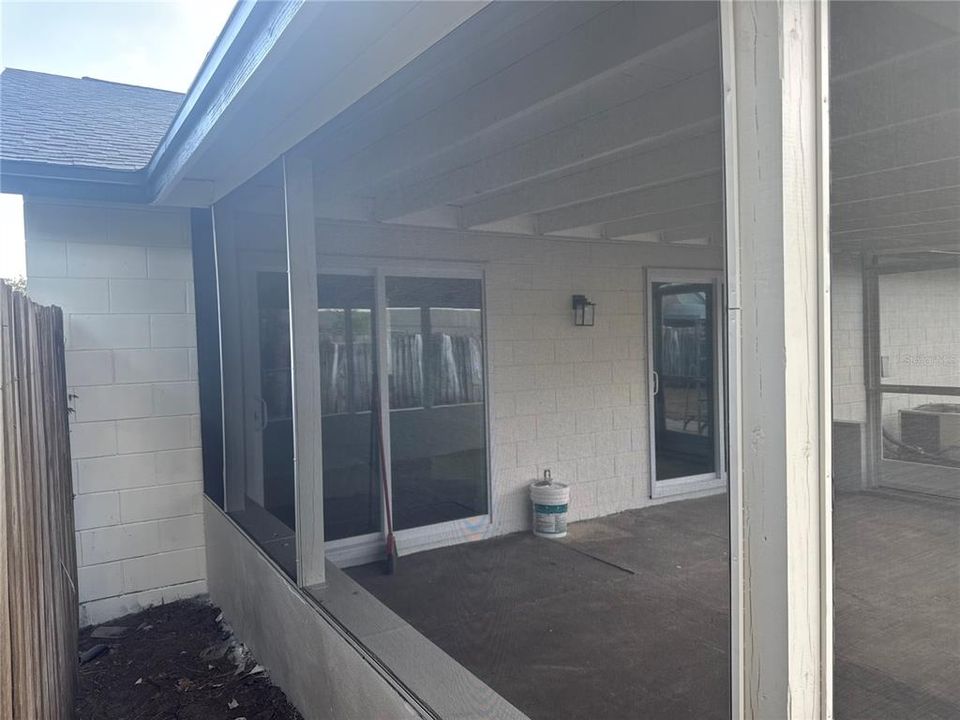 En Venta: $395,000 (4 camas, 2 baños, 1408 Pies cuadrados)