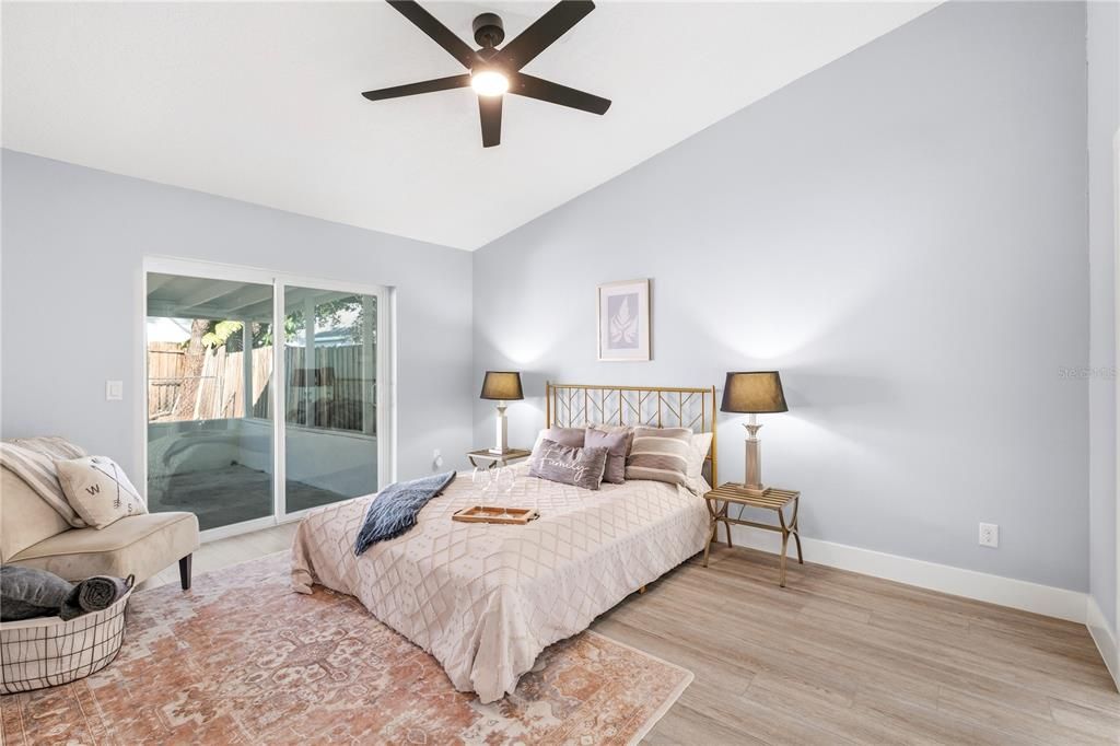 En Venta: $395,000 (4 camas, 2 baños, 1408 Pies cuadrados)