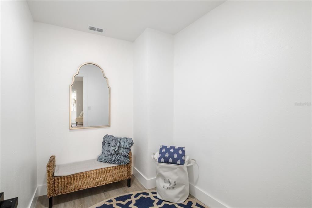 En Venta: $395,000 (4 camas, 2 baños, 1408 Pies cuadrados)