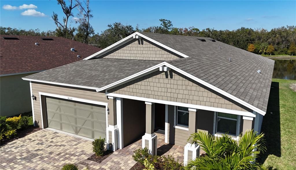 For Rent: $3,300 (4 beds, 3 baths, 2340 Square Feet)