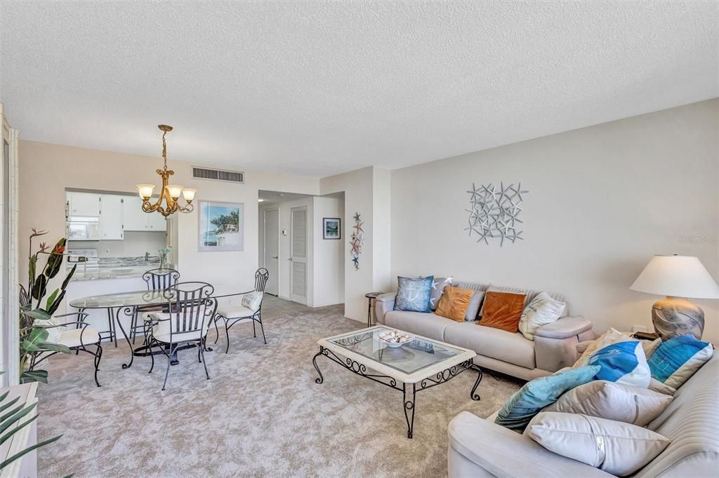 Active With Contract: $665,000 (1 beds, 1 baths, 1116 Square Feet)